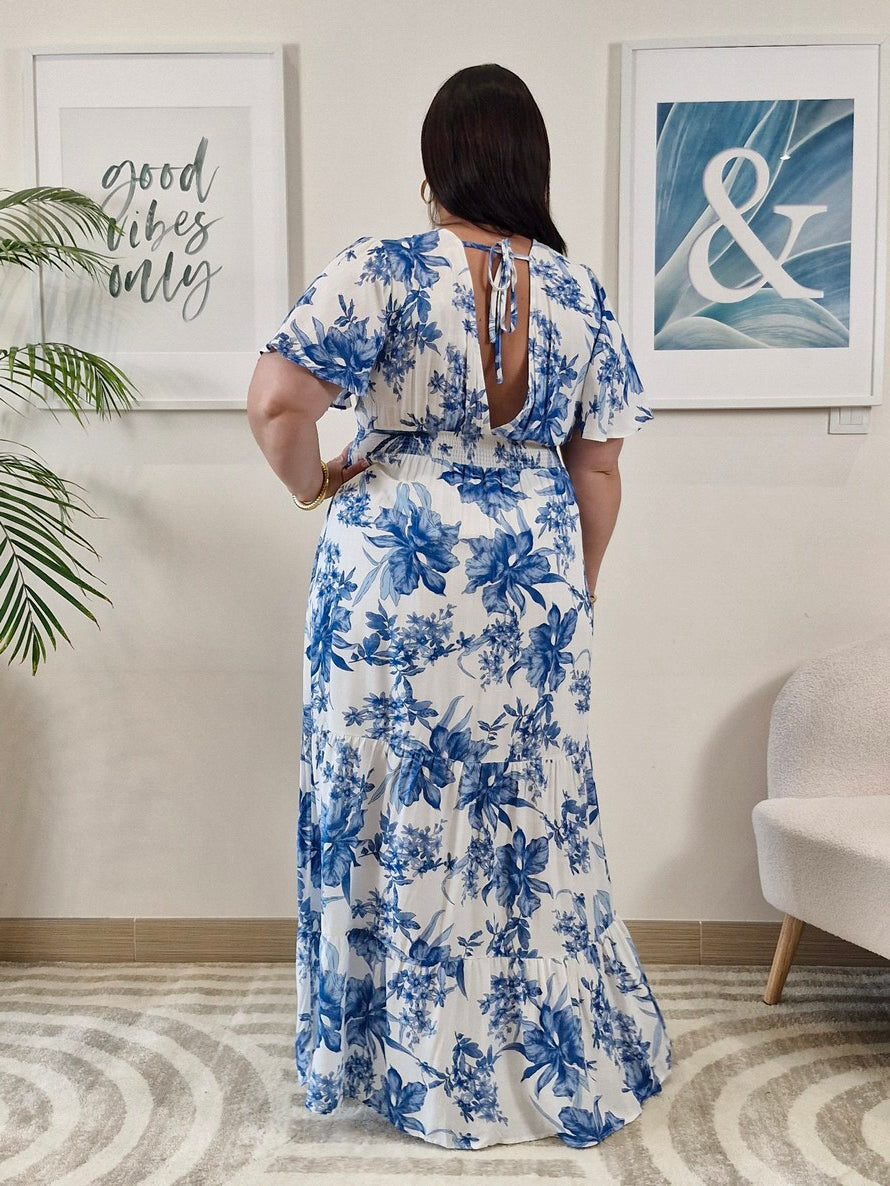 Robe longue blanche et fleurs bleues Grande Taille: ZINA