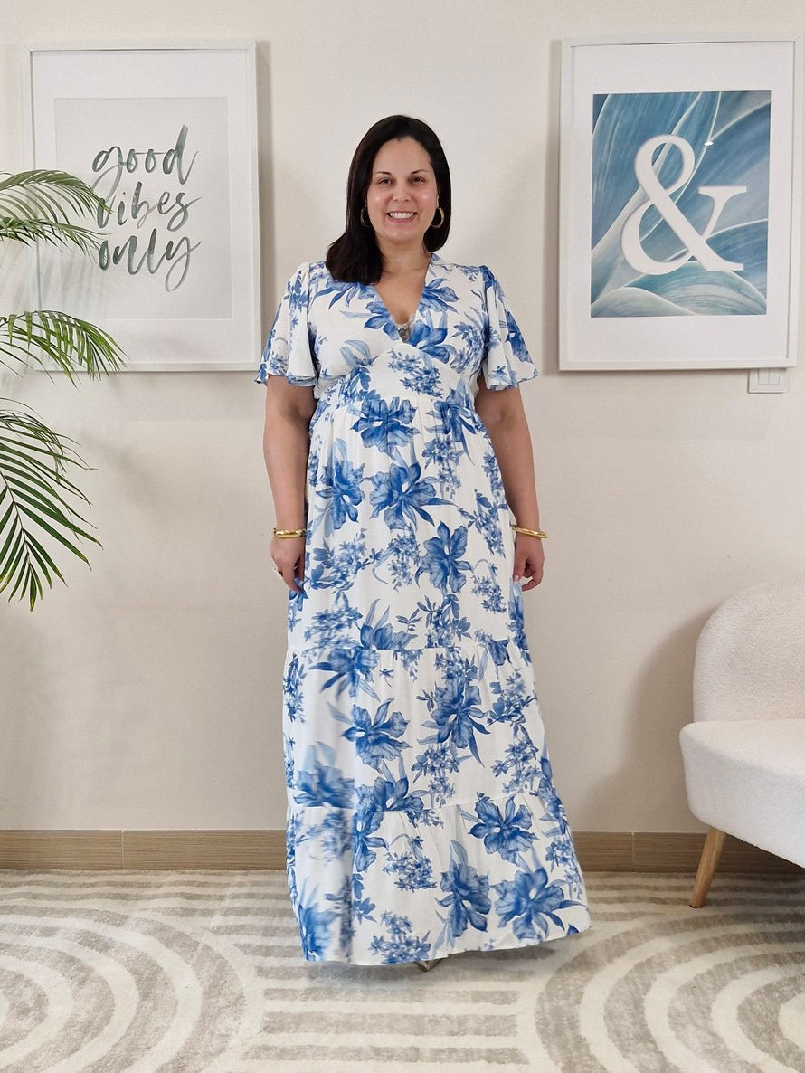 Robe longue blanche et fleurs bleues Grande Taille: ZINA