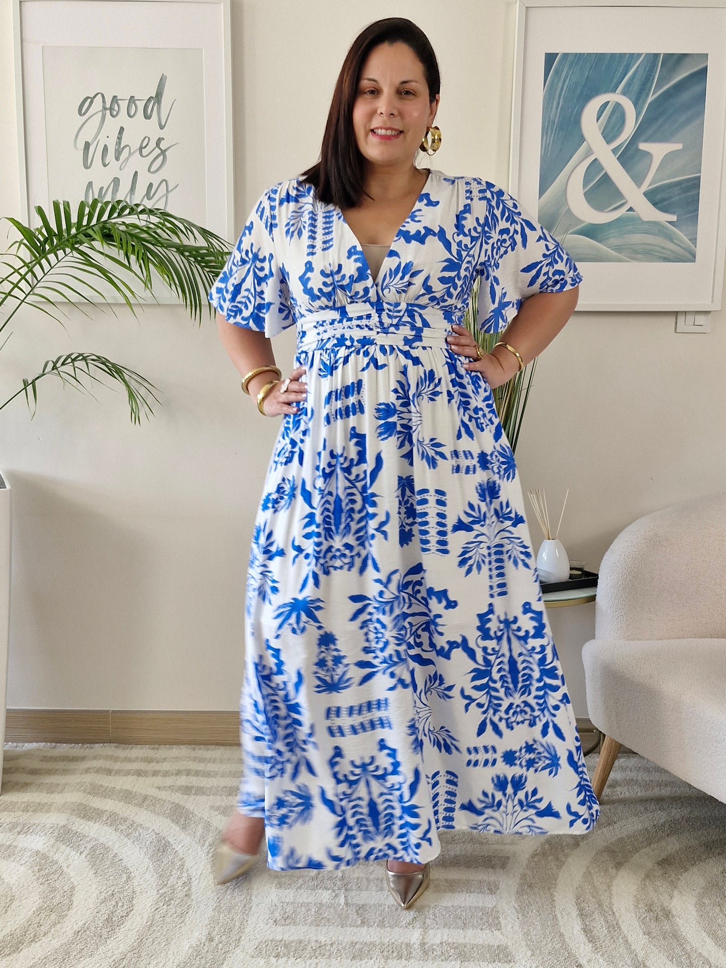 Robe longue blanche et bleue imprimé floral GEORGIANA Grande Taille