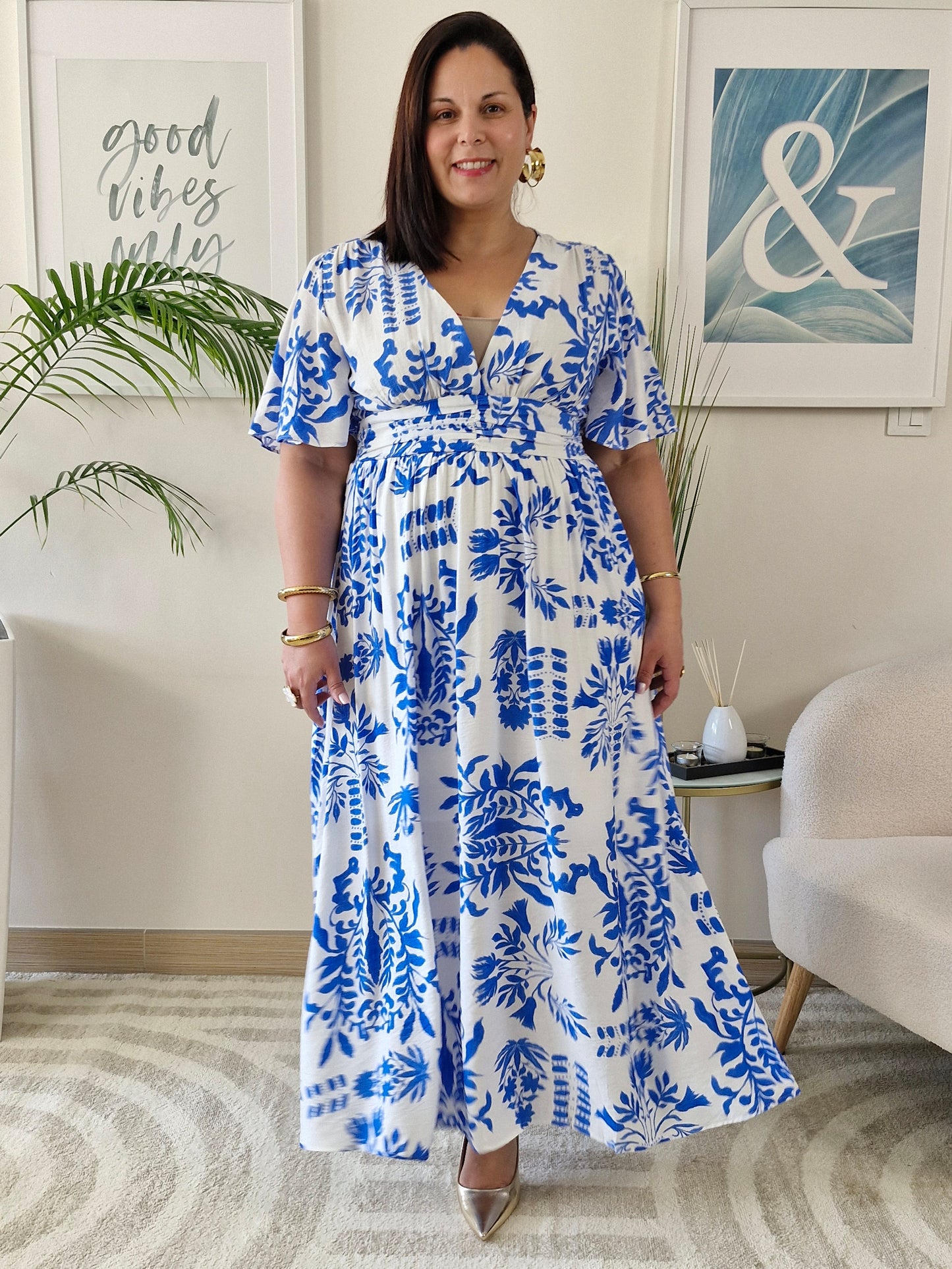 Robe longue blanche et bleue imprimé floral GEORGIANA Grande Taille
