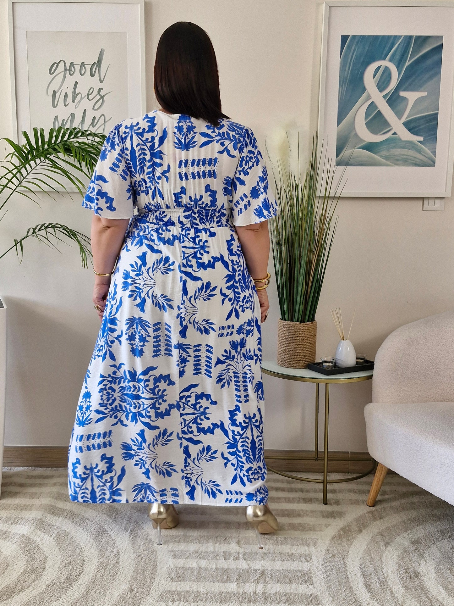 Robe longue blanche et bleue imprimé floral GEORGIANA Grande Taille