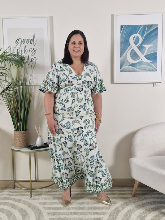 Robe longue blanc cassé et fleurs vertes_Grande Taille_ AINOA