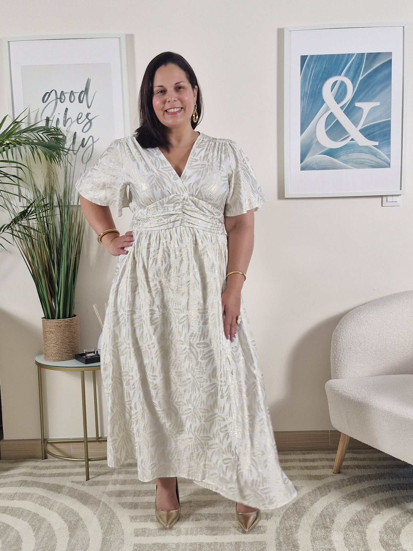 Robe longue blanc cassé et motifs dorés _Granded Taille_ AURE