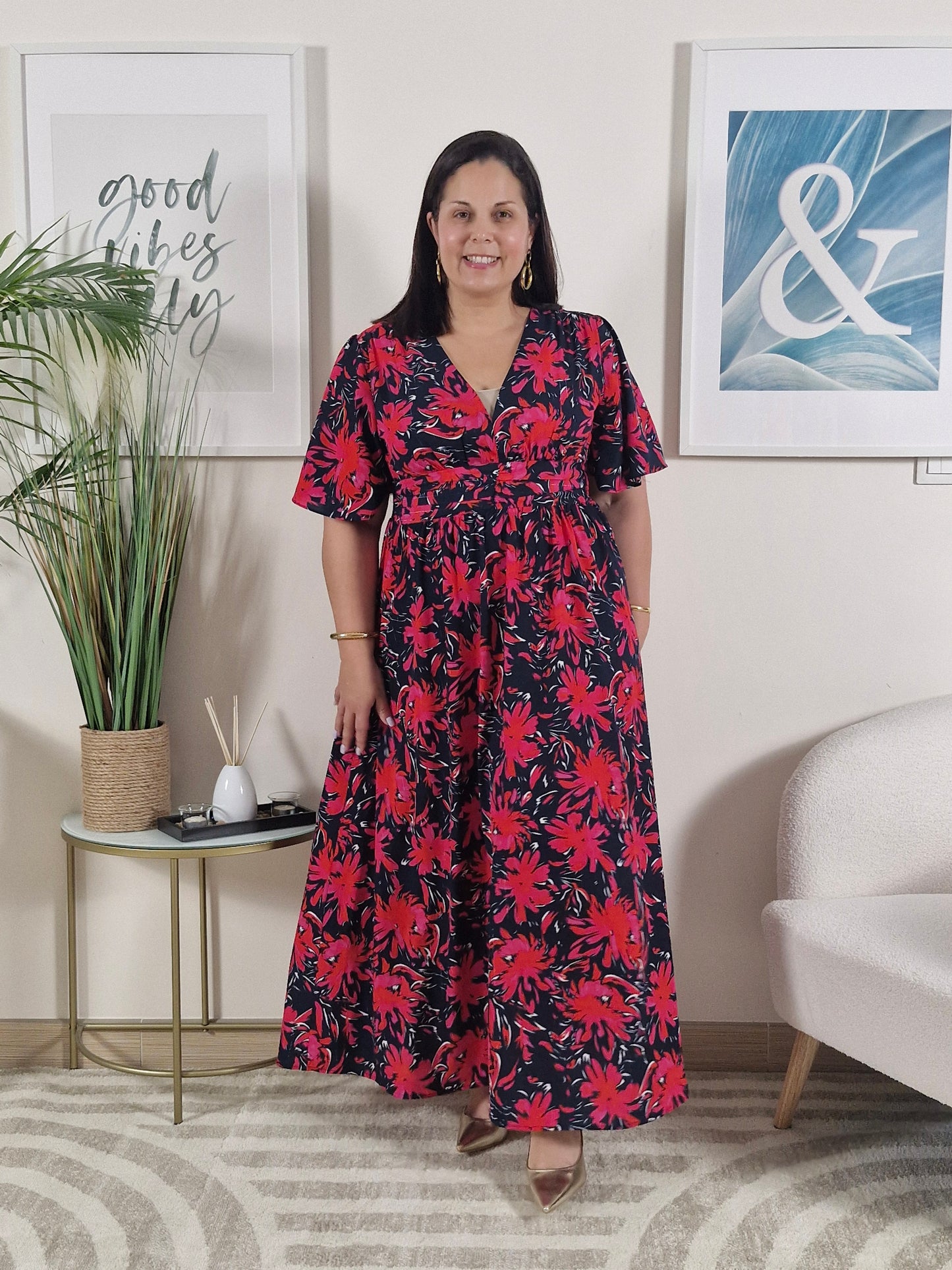 Robe longue portefeuille à fleurs fuchsia sur fond bleu marine _Grande taille_YASMINE