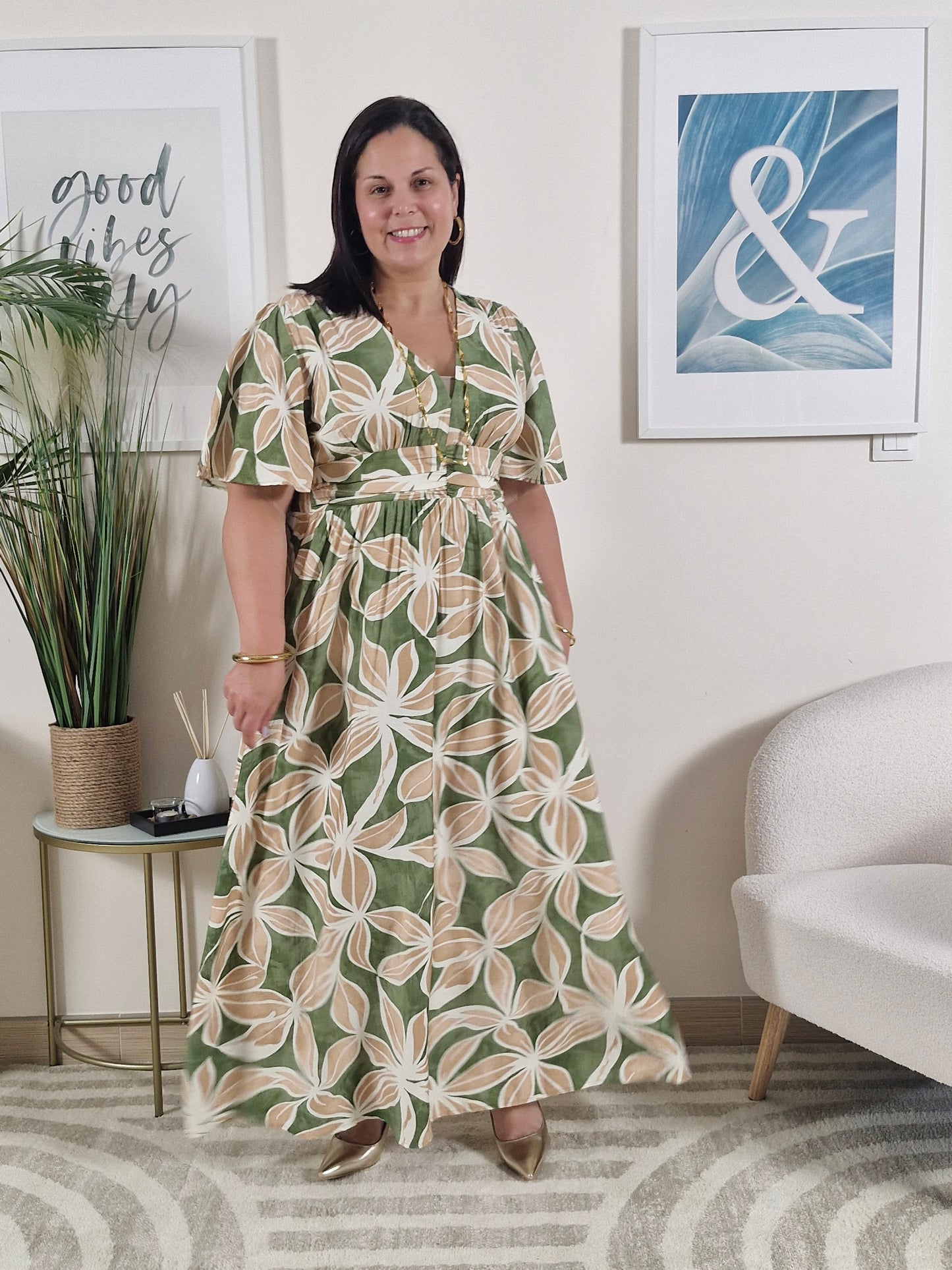 Robe longue verte kaki et fleurs beiges_Grande Taille_ STEFFY