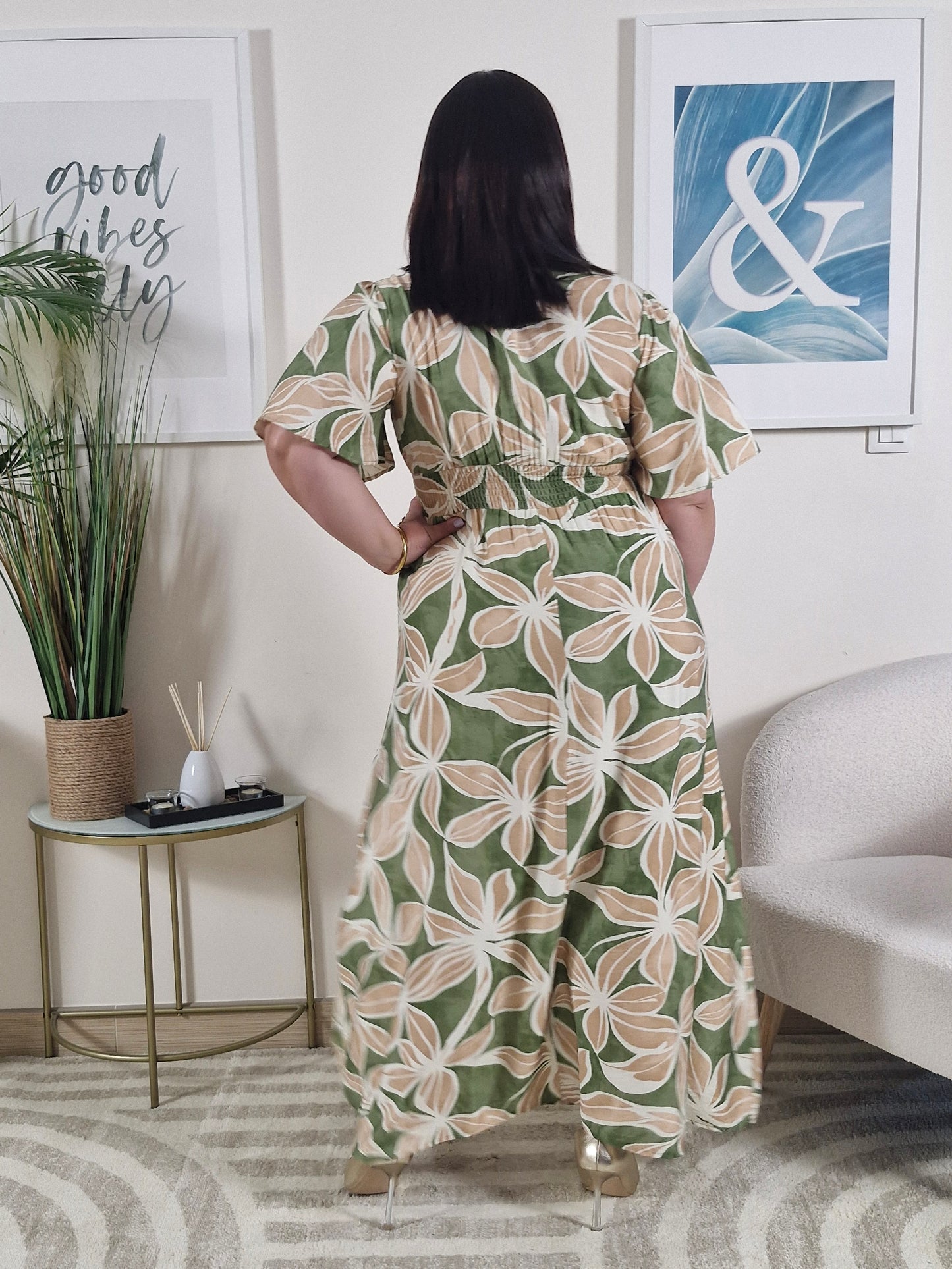 Robe longue verte kaki et fleurs beiges_Grande Taille_ STEFFY