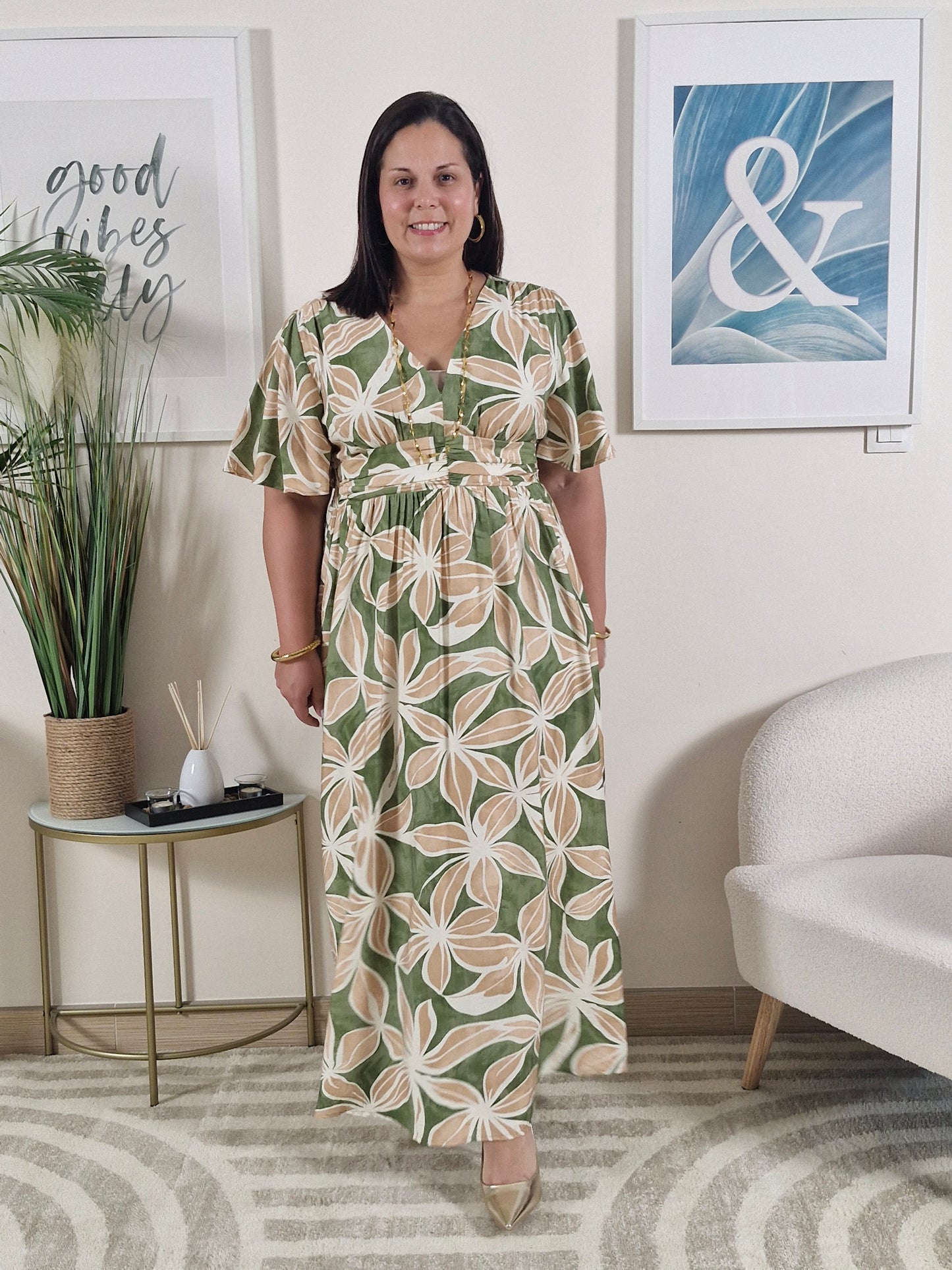 Robe longue verte kaki et fleurs beiges_Grande Taille_ STEFFY