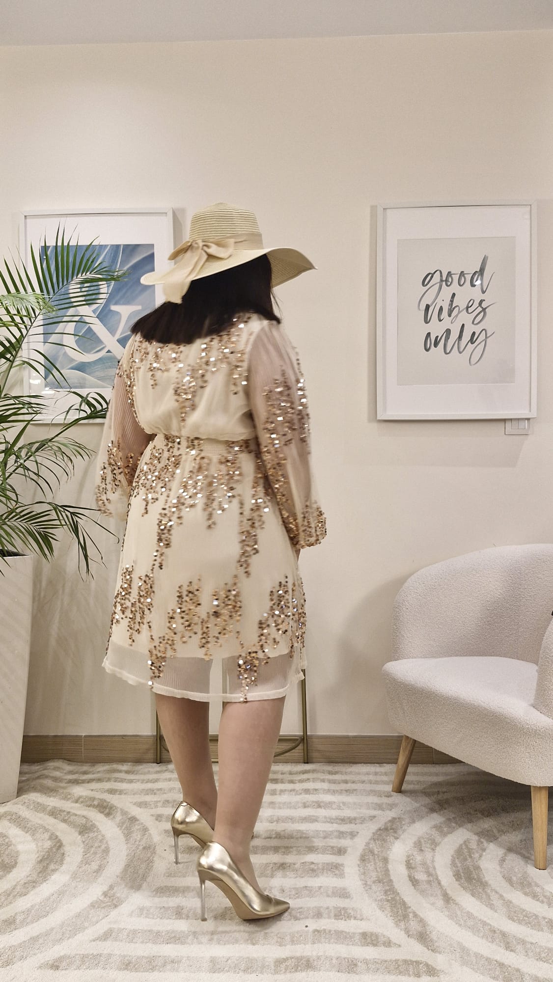 Robe crème à sequins dorés FEE