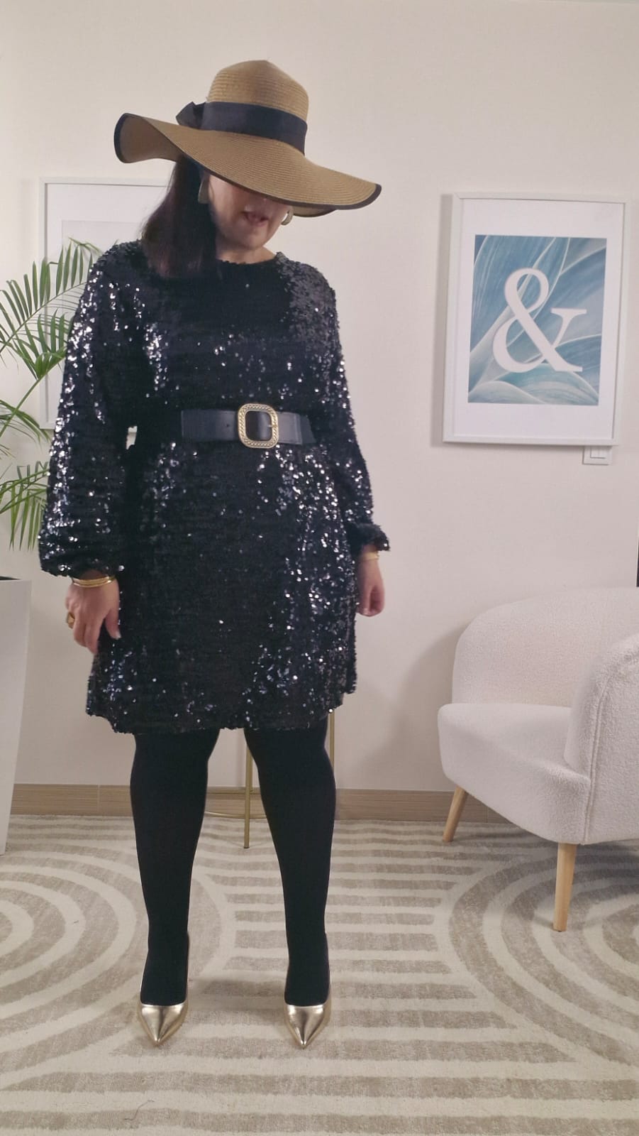 Robe noire à sequins ISIS