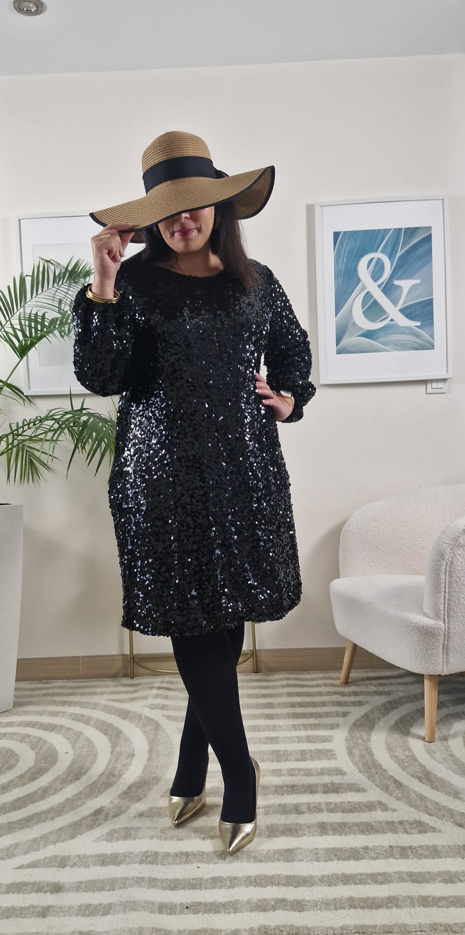 Robe noire à sequins ISIS