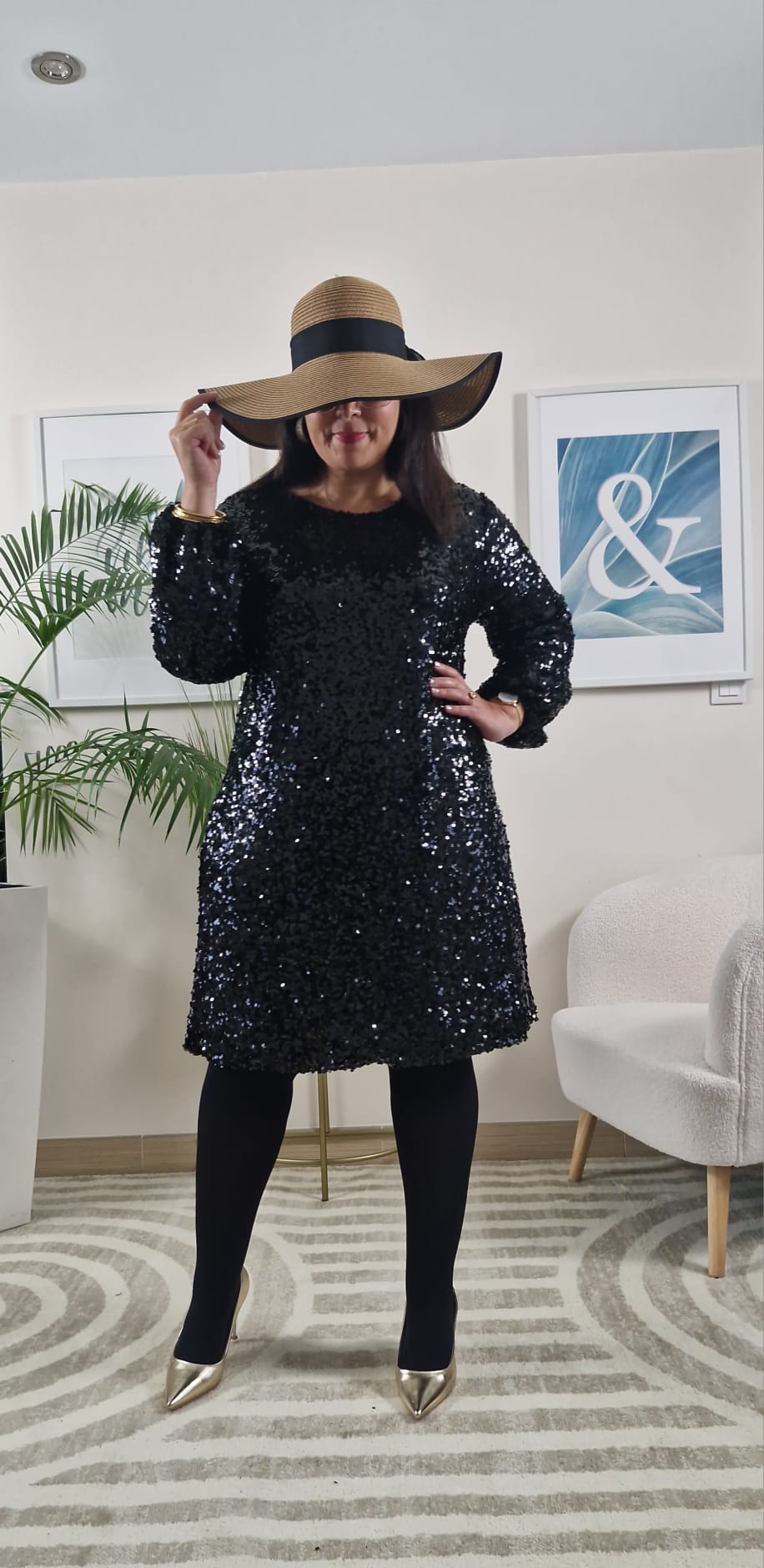 Robe noire à sequins ISIS